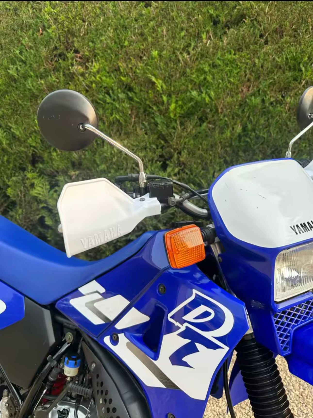Protège-mains – Yamaha 125 DT / DTMX / DTLC / DTR – Neufs