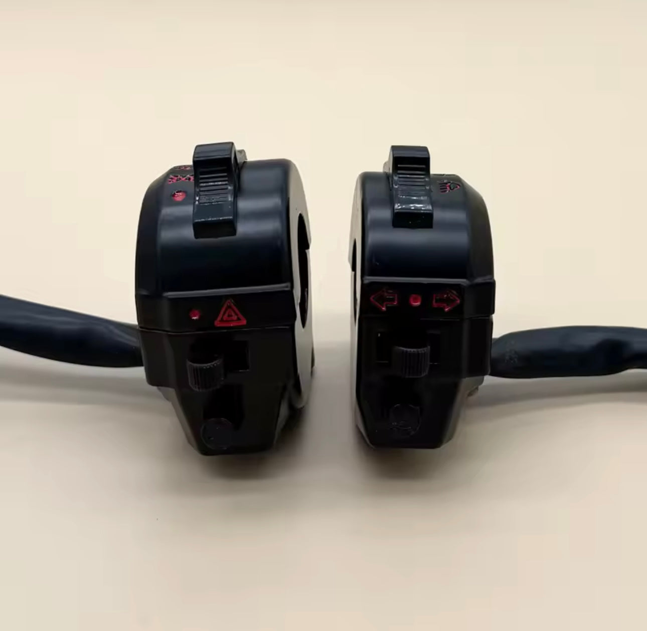 Commodos gauche/droit 22mm – Honda XL / XR 250 400 600 – Klaxon, Clignotants, Phare, Démarrage électrique